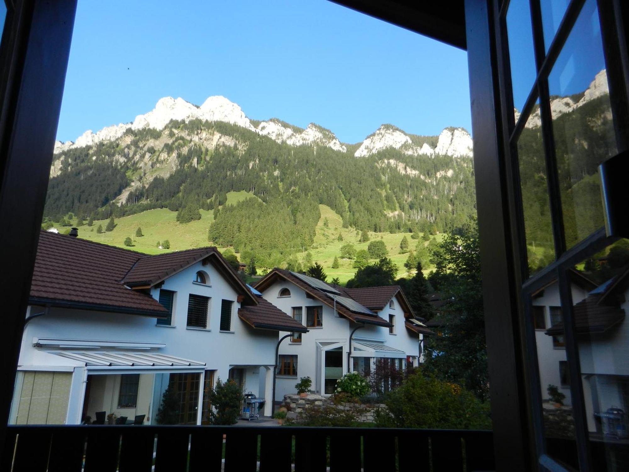 Apartmenthaus Kreuzbuche Flühli Exterior foto